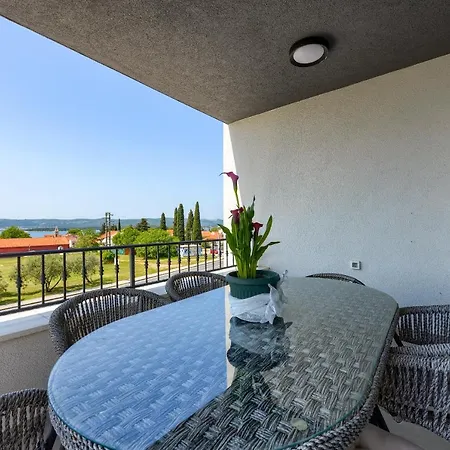 Azuro Villa *